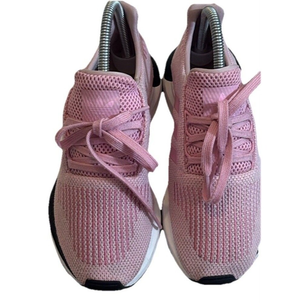 ADIDAS Swift Run Shoes Sneakers Athletic Women's Size 5 True Pink Knit Gym Sport